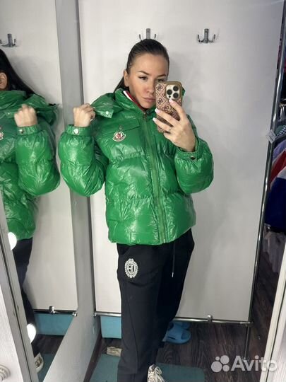 Пуховик Moncler глянец