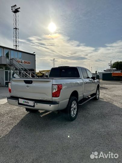 Nissan Titan, 2016
