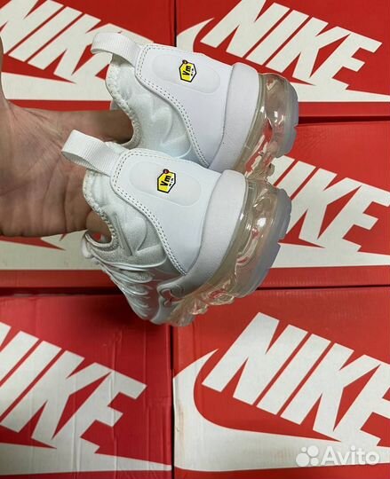 Nike VaporMax Plus белые 41-45