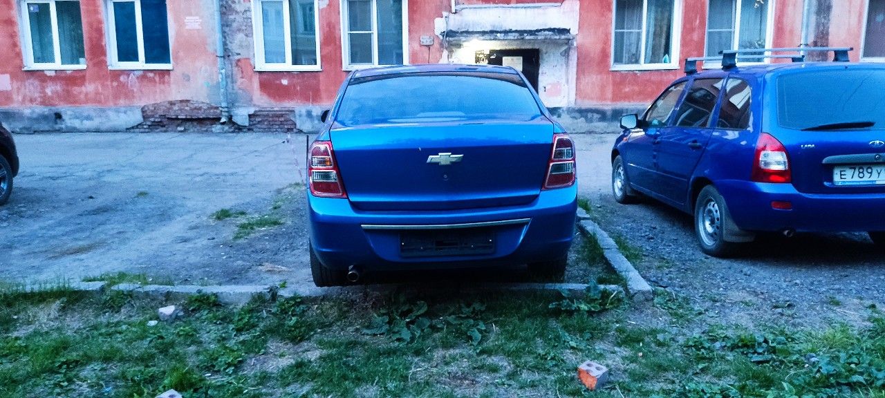 Chevrolet Cobalt: фото владельца
