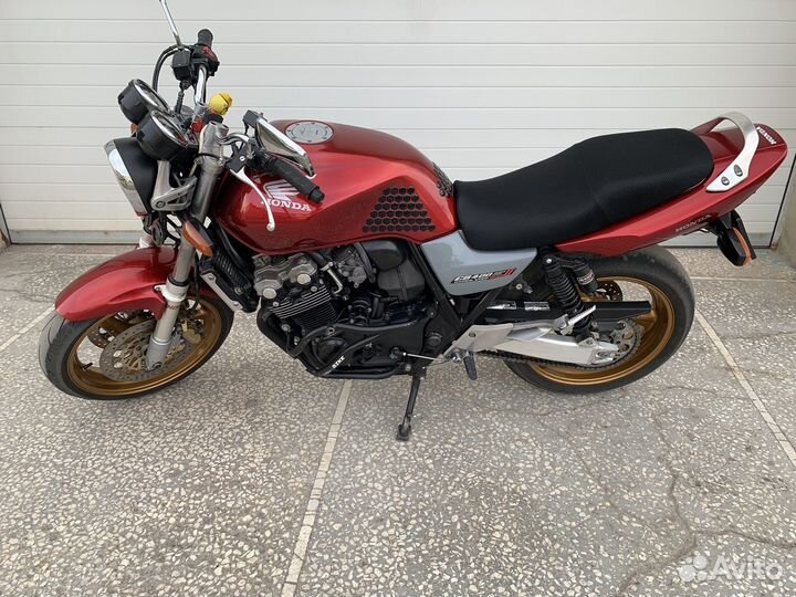 Мотоцикл Honda cb400sf
