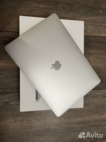 Macbook pro 13 2019 128gb