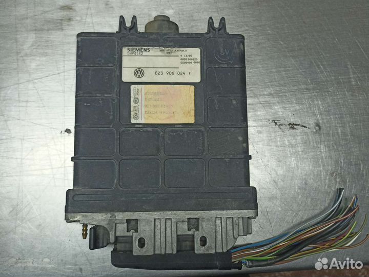 Блок управления двигателем Volkswagen transporter