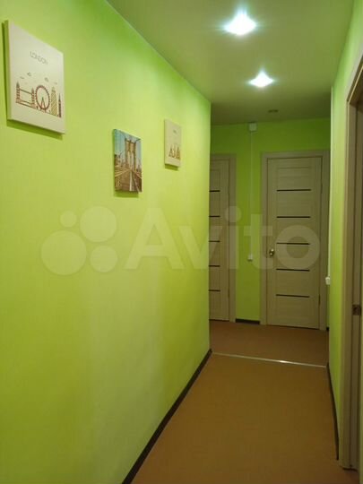 2-к. квартира, 55 м², 3/3 эт.