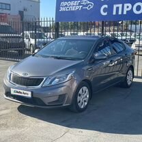 Kia Rio 1.4 MT, 2013, 155 000 км, с пробегом, цена 896 000 руб.