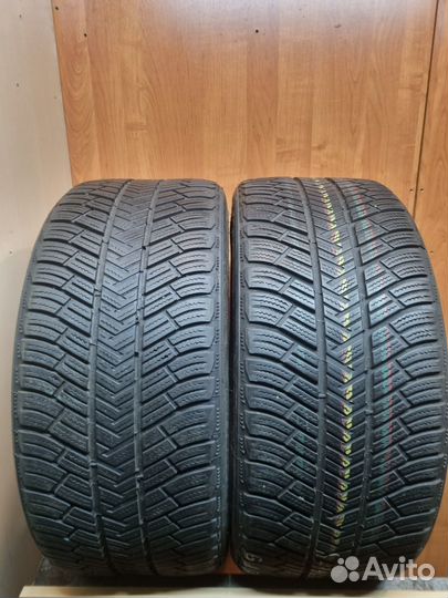Michelin Pilot Alpin PA4 235/40 R19