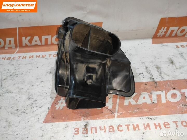 Резонатор воздушного фильтра Chevrolet Cruze 2010