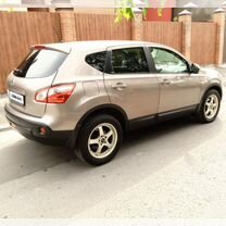 Nissan Qashqai 2.0 CVT, 2010, 70 000 км, с пробегом, цена 1 500 000 руб.