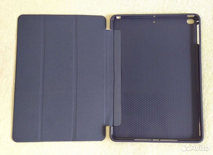 Чехол для планшета