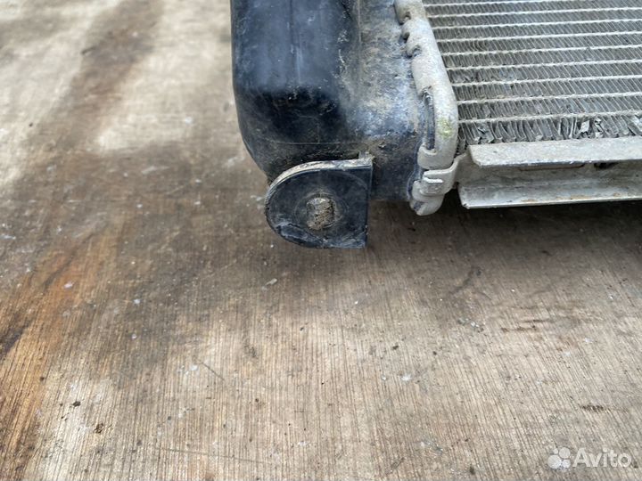 Радиатор охлаждения Nissan Almera G15 Largus