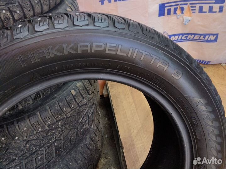 Nokian Tyres Hakkapeliitta 9 205/55 R16 94T