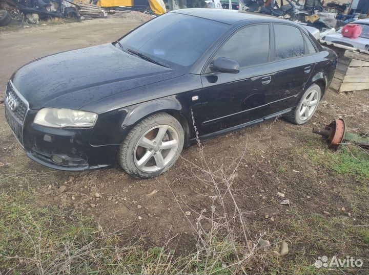Audi A4 2.0 МТ, 2006, 220 000 км