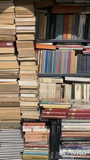 Вывоз книг, мебели