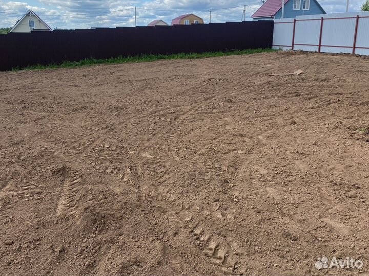 Вспашка земли минитрактором. Выравнивание участка