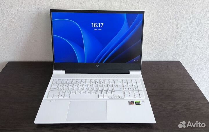 Игровой ноутбук 16.1