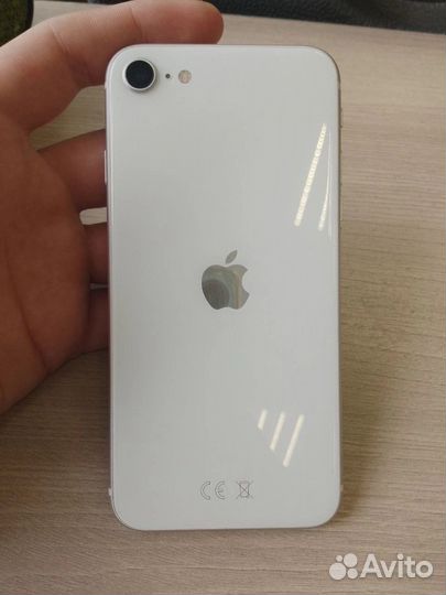 iPhone SE (2022), 64 ГБ
