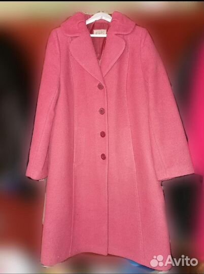 Пальто женское розовое