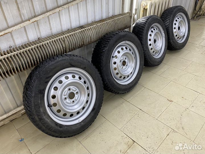R15 Goodyear Ultragrip Ice Arctic 185/65, PCD 4x100 DIA 54.1