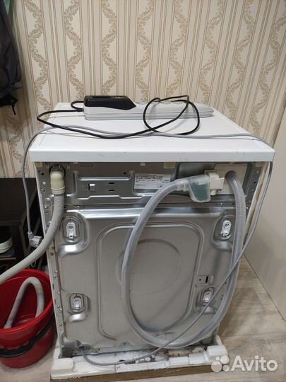 Стиральная машина bosch на запчасти WLW24M40OE