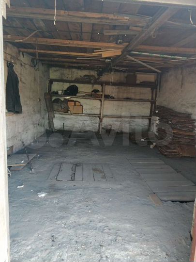 Гараж, > 30 м²