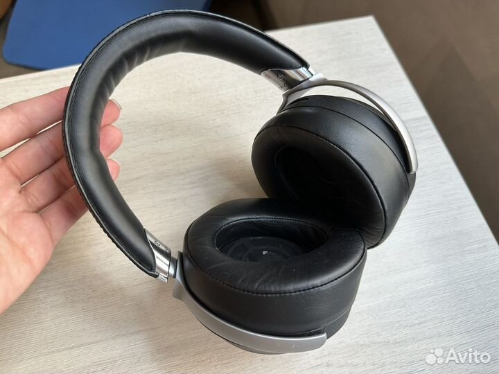 Наушники Sony MDR-Z7