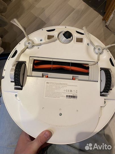 Робот-пылесос Xiaomi Mi Robot Vacuum-Mop Essential