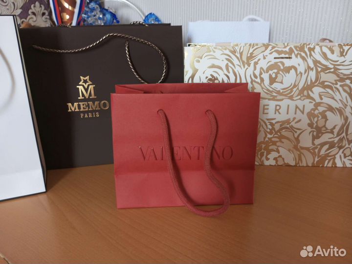 Брендовые пакеты Dior, Chanel, Valentino, Memo