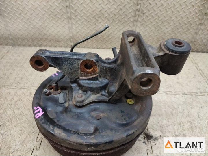 Ступица задняя левая toyota caldina