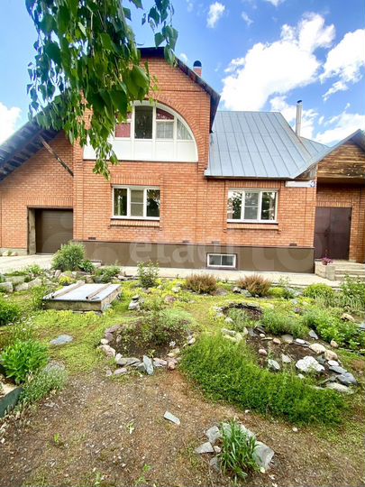 Дом 158 м² на участке 15 сот.