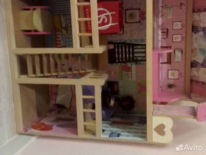 Домик кукольный