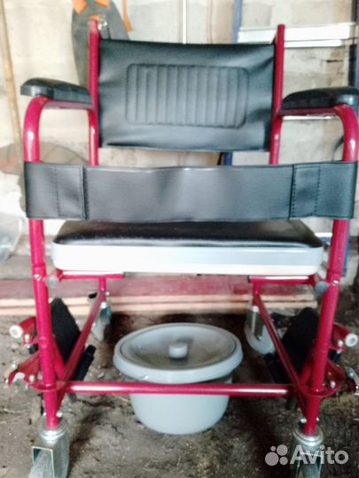 Кресло унитаз для инвалидов