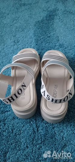 Туфли для девочки 38