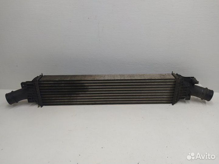 Б/У Б/У Интеркулер behr Подмят по низу 8K0145805B