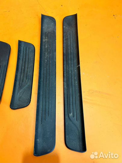 Накладки порогов салона на Hyundai Creta