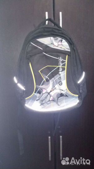 Рюкзак школьный