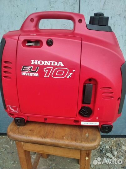Бензогенератор Honda