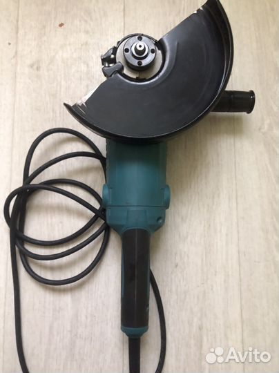 Болгарка Makita 230 мм