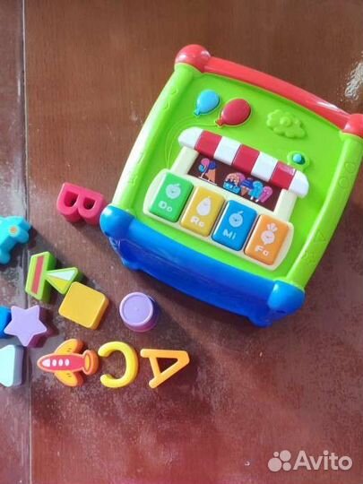Развивающий кубик baby go