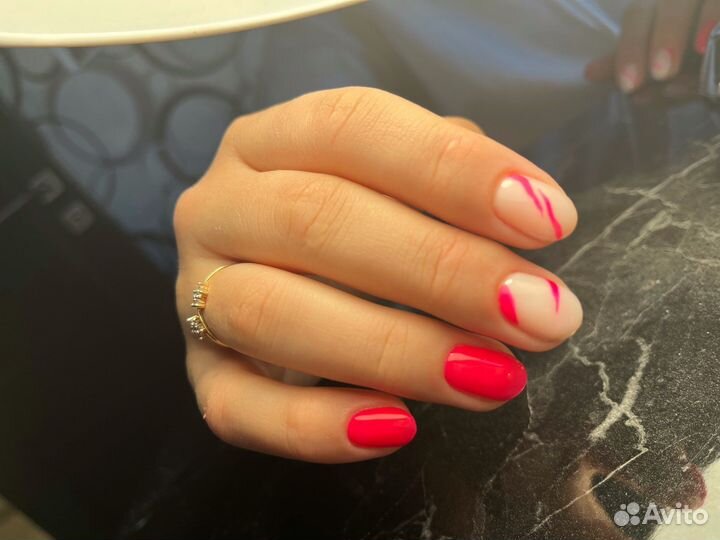 Мастер маникюра и педикюра