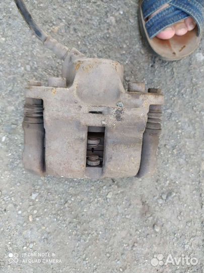 Суппорт передний Renault Logan 1 2007г б.у