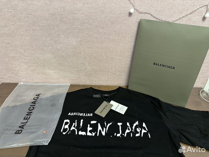 Футболка Balenciaga 100% хлопок