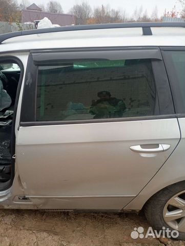 Задняя левая дверь Volkswagen Passat B6