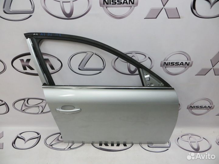 Дверь передняя правая Audi A 4 B8