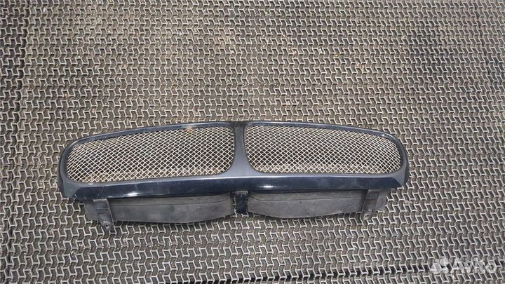 Решетка радиатора Jaguar XJ 2003–2008, 2003