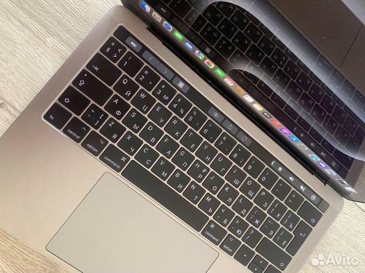 Apple MacBook Pro 13