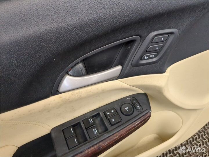 Дверная карта Honda Crosstour, 2012