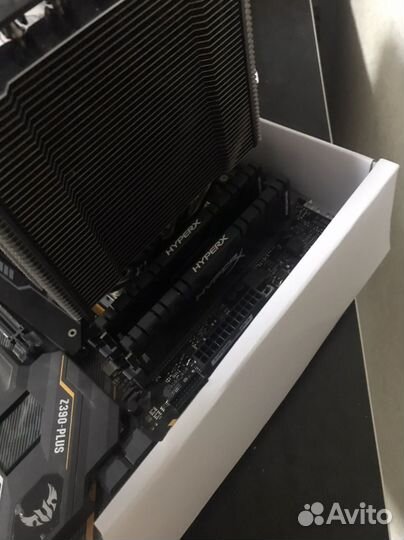 I5 9600k+ материнская плата Asus +озу 16 гб+кулер