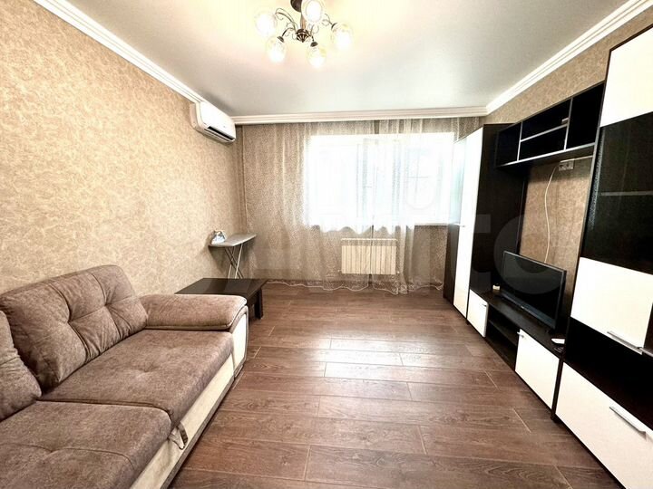 1-к. квартира, 54 м², 6/10 эт.