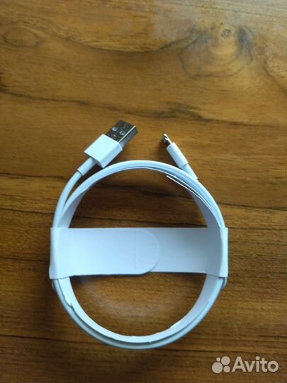 Зарядка на iPhone не оригинал