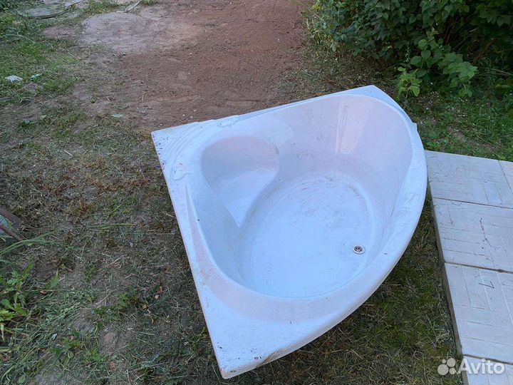 Ванна акриловая бу 149*149